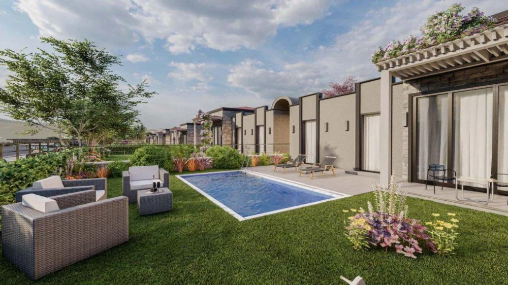 Новый комплекс вилл с парками, озером и торговым центром, Мумджулар, Турция